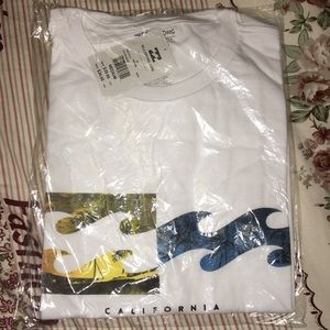 Brand new medium short sleeve billabong t shirt.